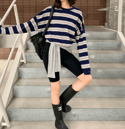 【レディースカジュアルファッション】ゆるボーダー×抜け感シルエット｜大人可愛いゆったりロングスリーブTシャツ