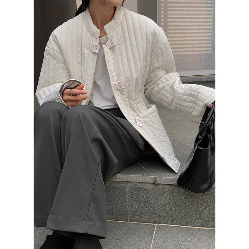 【レディースカジュアルファッション】フォックスファー付きロングダウンコート｜上品リュクスな艶感×防寒力抜群のダブル襟ダウンアウター
